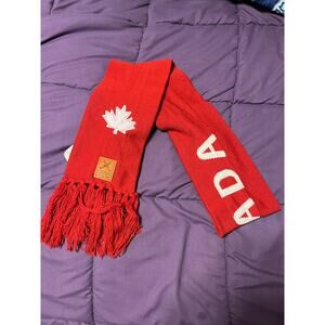 Canada Scarf – Classic Style with True North Pride